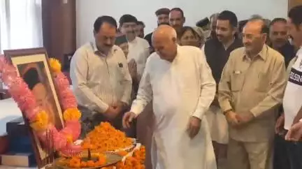 शिमला शहरी: हिमाचल प्रदेश के 6 बार के मुख्यमंत्री वीरभद्र सिंह की जयंती पर राजीव भवन शिमला में श्रद्धांजलि कार्यक्रम आयोजित