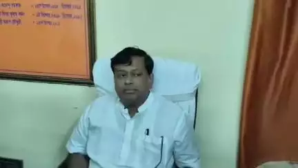 বালুরঘাট: কালিগঞ্জ উপ নির্বাচনে জয়ী তৃণমূল প্রার্থী, দদ্বিতীয় স্থানে বিজেপি; বালুরঘাটে সাংবাদিকদের মুখোমুখি বিজেপির রাজ্য সভাপতি