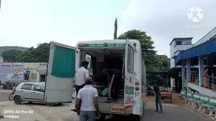 साहिबगंज: सकरीगली रेलवे स्टेशन पर ट्रेन की चपेट में आने से कोटालपोखर का व्यक्ति घायल, अस्पताल में भर्ती