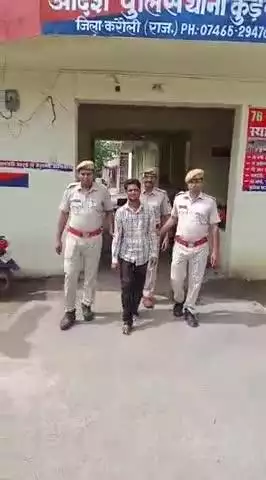 सपोटरा: हत्या के प्रयास के मामले में फरार आरोपी को कुड़गांव पुलिस ने कस्बे से किया गिरफ्तार