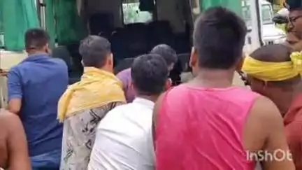 सोनो: भीठरा गांव के पास अनरपुर्णा बस पलटी, एक व्यक्ति गंभीर रूप से घायल, पुलिस मामले की जांच में जुटी