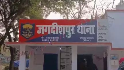 नौतन: कठइया चौक के पास सड़क हादसे में 20 वर्षीय युवक की मौत, जांच में जुटी पुलिस