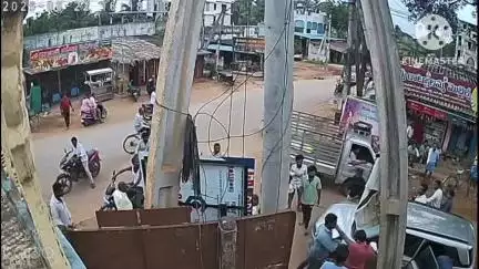రాష్ట్ర యాదవ కార్పొరేషన్ డైరెక్టర్ మహేష్ యాదవ్‌పై విజయరాయిలో దాడి చేసిన కొందరు వ్యక్తులు, పోలీసులకు ఫిర్యాదు