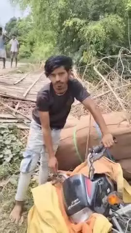 पुपरी: बनौली चौक के पास मद्य निषेध थाना पुपरी पुलिस ने 600 बोतल नेपाली शराब के साथ एक तस्कर को किया गिरफ्तार