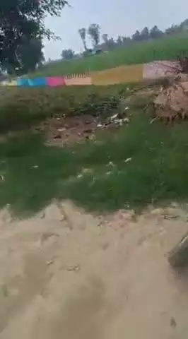 पीलीभीत: गांव गोरा में पुलिस पर घर में घुसकर तोड़फोड़ व मारपीट करने का लगा आरोप, सीओ ने शिकायत के बाद जांच का दिया आश्वासन