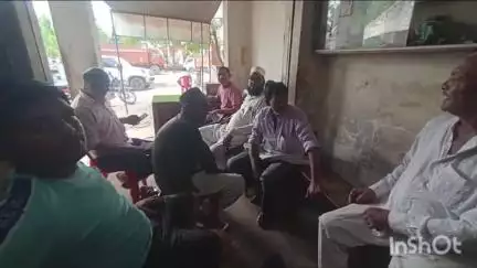 एटा: उद्देतपुर नगला तेली में सार्वजनिक जगह पर भूमाफिया कर रहे हैं कब्जा, कोतवाली नगर क्षेत्र का मामला