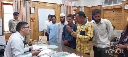 चम्बा: राजकीय प्राथमिक विद्यालय कुंडा-एक में एक ही अध्यापक के सहारे चल रहा विद्यालय, एसएमसी सदस्य पहुंचे डीसी के द्वार
