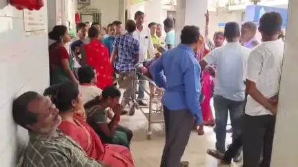 ଜଳେଶ୍ବର: ବିଦ୍ୟୁତ ସଂସ୍ପର୍ଶ ରେ ଆସି ବଡ଼ସାହି ବାଲିଆପାଳ ଗ୍ରାମର ଯାତ୍ରା ପାର୍ଟି ସାଉଣ୍ଡ ଅପରେଟରଙ୍କ ମୃତ୍ୟୁ, ଜିକେ ଭଟ୍ଟର ଡାକ୍ତରଖାନା ରେ ଭର୍ତ୍ତି