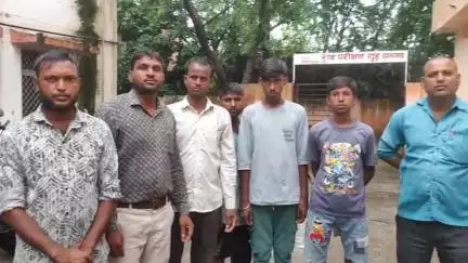 झालरापाटन: झालावाड़ के समीप मंडावर क्षेत्र के गागरोन में खेत पर कार्य करते समय किसान की कराड़ से गिरकर हुई संदिग्ध मौत