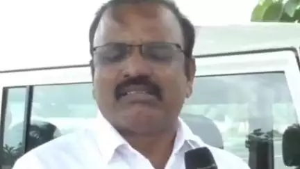 मोहोळ: वेश्याव्यवसाय प्रकरणी छापा टाकलेल्या आर्यन हॉटेलचे मालक रमेश बारसकरच : राष्ट्रवादी शरद पवार गटाचे नेते संजय क्षीरसागर