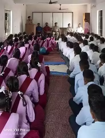 बद्दी: साइबर अपराधों से सतर्क और जागरूक करने के उद्देश्य से चलाया गया साइबर जागरूकता अभियान