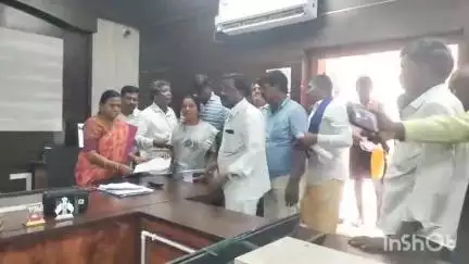 ఆదోని: దళిత సర్పంచ్ను అవమానించిన ఎమ్మెల్యే, గుడిసె కృష్ణమ్మ పై చర్యలు తీసుకోండి: ఎస్సీ ఎస్టీ మానిటరింగ్ సభ్యులు రవికుమార్