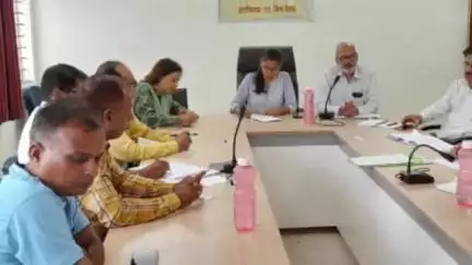 देवास नगर: देवास और हाटपिपलिया विधानसभा के मास्टर ट्रेनर को तहसील कार्यालय में प्रशिक्षण दिया गया
