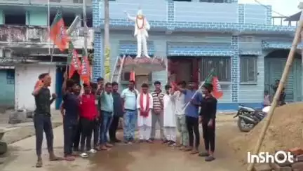 जमालपुर: लालू प्रसाद द्वारा डॉ. भीमराव अंबेडकर की तस्वीर के अपमान पर भाजपा ने जताया विरोध