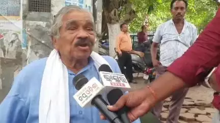 ଭୁବନେଶ୍ବର ମ୍ୟୁନିସିପାଲଟି କର୍ପୋରେସନ: ପର୍ଯ୍ୟଟନ ମାନଙ୍କୁ ଓଡିଶା ବାରଣ କରିଛନ୍ତି ଟ୍ରମ୍ପ;ଏନେଇ ଜୟଦେବ ଭବନରେ ପ୍ରତିକ୍ରିୟା ରଖିଛନ୍ତି ବରିଷ୍ଠ ନେତା ସୁରେଶ ରାଉତରାୟ