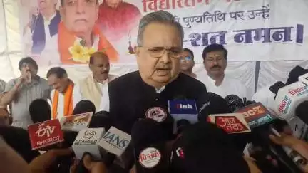 दुर्ग: पूर्व विधायक स्व. विद्यारतन भसीन की पुण्यतिथि पर भिलाई पहुंचे विधानसभा अध्यक्ष डॉ. रमन सिंह ने दी जानकारी