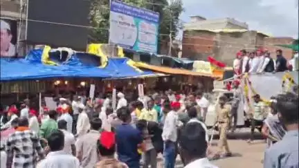 तुळजापूर: समाजवादी पार्टीने काढलेल्या रॅलीतील दीडशे जणांवर तुळजापूर पोलिसात गुन्हा दाखल