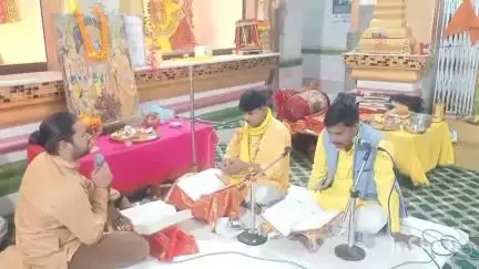 सोलन: धर्मपुर के सनातन धर्म मंदिर में मूर्ति स्थापना दिवस पर शुरू हुआ रामायण पाठ, 24 जून को होगा समापन