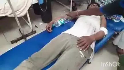 हाथरस: हाथरस जंक्शन के गांव पोबेना में दबंगों ने मामूली बात पर पति-पत्नी को लाठियों से किया घायल, थाने में की गई शिकायत