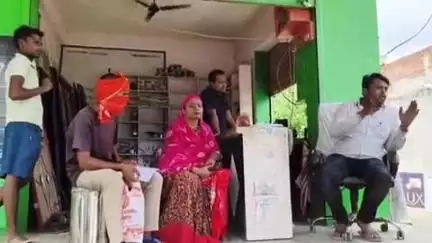 खागा: किशनपुर में जमीन बंटवारे का निस्तारण न होने पर SDM कोर्ट ने जमीन को कुर्क करने के दिए निर्देश, महिला ने लगाई गुहार