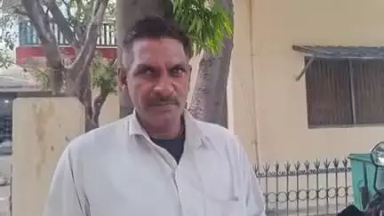 बुलंदशहर: गांव इमलिया से पीड़ित ने एसएसपी ऑफिस पहुंचकर भूमाफियाओं पर जमीन कब्जा करने का लगाया आरोप, की कार्रवाई की मांग