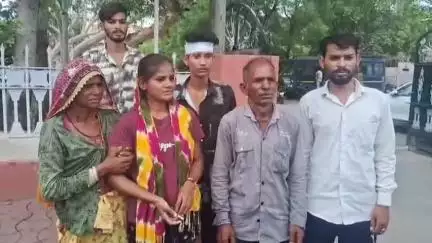 अजमेर: मदारपुरा में रास्ते को लेकर दो पक्षों में विवाद और मारपीट के बाद पीड़ित ने पुलिस अधीक्षक से न्याय की गुहार लगाई