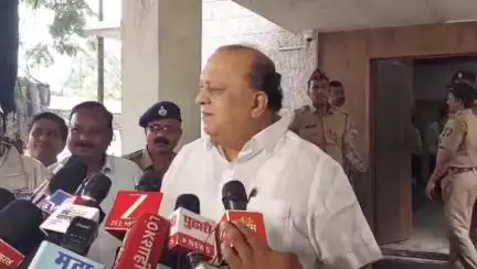 करवीर: अबू आझमी यांना वारकरी संप्रदाय समजलेला नाही ; मी भेटल्यानंतर त्यांना समजावून सांगेल - वैद्यकीय शिक्षणमंत्री हसन मुश्रीफ