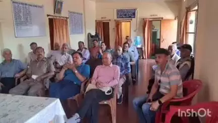 अल्मोड़ा: कचहरी बाजार स्थित कार्यालय में हुई पूर्व सैनिक लीग की बैठक, पूर्व सैनिकों को संगठित कर एक मंच पर लाने का लिया गया निर्णय