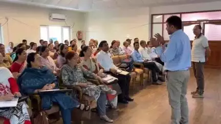 कुल्लू: स्कूल लीडरशिप और मैनेजमेंट की पांच दिवसीय ट्रेनिंग शुरू, कुल्लू जिला के 60 स्कूल हेड ले रहे हिस्सा