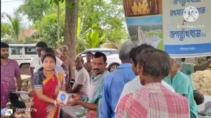 নয়াগ্রাম: জগন্নাথ দেবের মহাপ্রসাদ বিলির সূচনা খুদমোরাইয়ে, মুখ্যমন্ত্রীর উদ্যোগে খুশির হাওয়া নয়াগ্ৰামে, উপস্থিত PS-র সভাপতি