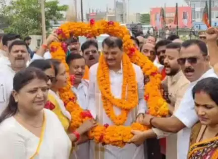 सुल्तानपुर: डा. मुखर्जी के बलिदान दिवस पर भाजपाइयों ने उनके आदर्शों पर चलने का लिया संकल्प, वे राष्ट्रीय एकता के प्रतीक थे