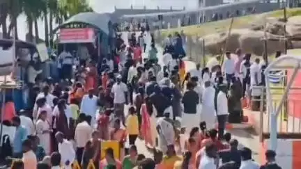 యాదగిరిగుట్ట: యాదాద్రి శ్రీ లక్ష్మీనరసింహస్వామి ఆలయానికి భక్తుల రద్దీతోపాటు పెరిగిన ఆలయ నిత్య ఖజానాకు ఆదాయం
