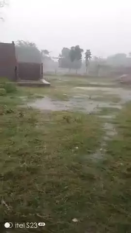 bahut barish ho rahi haii nepal me