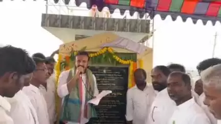 సదాశివనగర్: ఉత్తనూరు నుండి వజ్జపల్లి వరకు బీటీ రోడ్డు నిర్మాణ పనులకు శంకుస్థాపన చేసిన ఎల్లారెడ్డి ఎమ్మెల్యే మదన్మోహన్