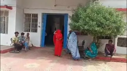 सिटी कोतवाली पुलिस ने जवाहर नगर में दिव्यांग भांजे की हत्या करने के मामले में फरार चल रहे आरोपी मामा को किया गिरफ्तार