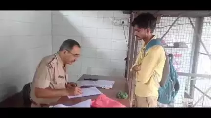 लाडपुरा: डाड देवी में चलती ट्रेन से गिरकर घायल हुए युवक की इलाज के दौरान मौत, पुलिस ने शव का करवाया पोस्टमार्टम