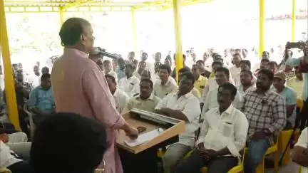 తేటగుంట..ప్రభుత్వాన్ని అస్థిరపరిచేందుకు జగన్ కుట్ర చేస్తున్నారు మాజీ మంత్రి యనమల ఆరోపణ