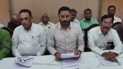 चांदूर बाजार: मोर्शी वरुड मतदारसंघातील मंजूर कामे रद्द केल्याचा माजी आमदार देवेंद्र भुयार यांचा आरोप, पत्रकार परिषदेतून दिली माहिती