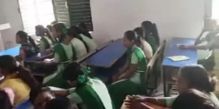चिनिया: चिनियां में साइबर और एनडीपीएस के खिलाफ अभियान, थाना प्रभारी ने बच्चों को किया जागरूक