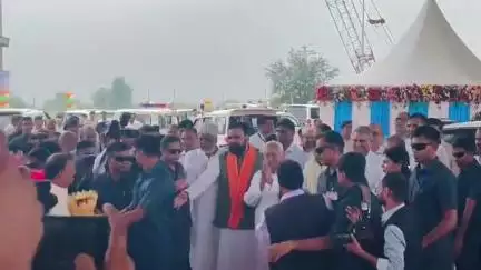 राघोपुर पुल बनने पर CM नीतीश की वाहवाही, पब्लिक ने तेजस्वी को सुनाई खरीखोटी!
#Raghopurpatna #nitishkumar #breaking