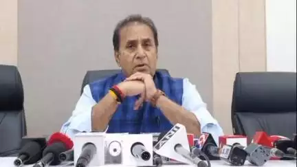 नरखेड: शेतकऱ्यांकडे पेरणीसाठी पैसे नाहीत, सरकार कर्जमाफी आता नाही तर कधी करणार: माजी गृहमंत्री अनिल देशमुख
