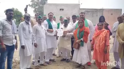 बागपत: गोरिपुर मे स्थित BKU संघर्ष मोर्चा द्वारा कार्यकर्ता सम्मेलन का आयोजन, मुख्य अतिथि राष्ट्रीय अध्यक्ष अखिलेश चौधरी