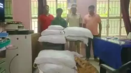 ஊத்தங்கரை: கல்லூர் பகுதியில்  குட்கா புகையிலை பொருள் விற்ற
 நபர் கைது,130 கிலோ குட்கா பறிமுதல்