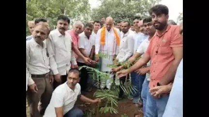 डूंगला: बड़वल में श्यामा प्रसाद मुखर्जी के बलिदान दिवस पर कार्यक्रम आयोजित, चित्तौड़गढ़ सांसद सीपी जोशी रहे मौजूद