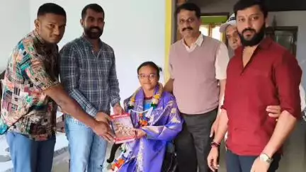 ಸೋಮವಾರಪೇಟೆ: ನೀಟ್ ಪರಿಕ್ಷೇಯಲ್ಲಿ ರಾಷ್ಟ್ರಕ್ಕೆ 84 ನೆ ರ್ಯಾಂಕ್ ಪಡೆದ ನಿಧಿಗೆ ಸನ್ಮಾನ ಮಾಡಿದ ಶಾಸಕ ಮಂತರ್ ಗೌಡ