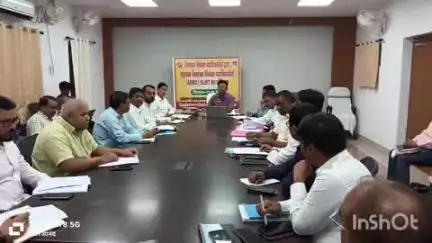 बांका: समाहरणालय के मिनी सभागार में डीएम की अध्यक्षता में सोमवारीय बैठक हुई, कई निर्देश दिए गए