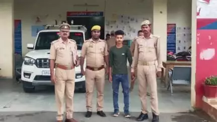 ओबरा: ओबरा में झोपड़ी जलाने के मामले में पुलिस ने एक आरोपी को किया गिरफ्तार, माननीय न्यायालय भेजा