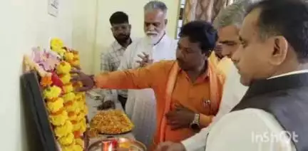 जगदलपुर: भाजपा जिला कार्यालय में डॉ. श्यामा प्रसाद मुखर्जी की पुण्यतिथि पर श्रद्धांजलि अर्पित की गई, सांसद महेश कश्यप हुए शामिल