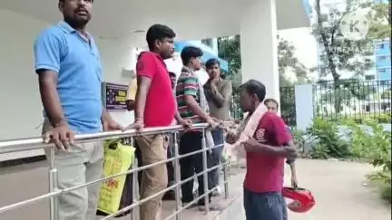 খানাকুল ১: খড়দা কানপুর এলাকায় সুসাইড নোট লিখে আত্মঘাতী দ্বাদশ শ্রেণীর স্কুল ছাত্রী