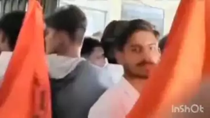 हुज़ूर: शासकीय विद्यालयों में प्रवेश प्रक्रिया में अनियमितता के आरोप, ABVP ने जिला शिक्षा अधिकारी को सौंपा ज्ञापन